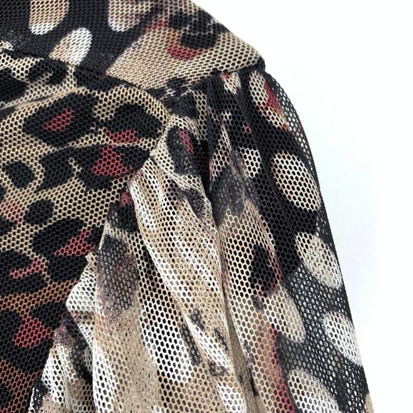 Chico's Women's Size 2 US L Animal Print Top Blouse Flared Sleeve Multicolor - Picture 7 of 7